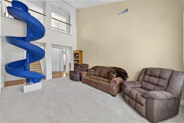 3084 Rall Avenue, Clovis, CA 93619