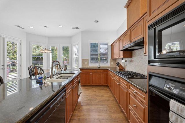 3084 Rall Avenue, Clovis, CA 93619