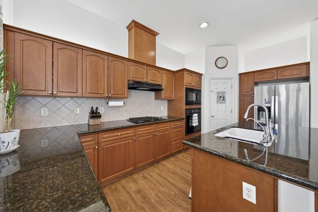 3084 Rall Avenue, Clovis, CA 93619