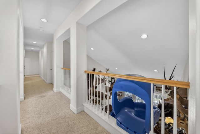3084 Rall Avenue, Clovis, CA 93619