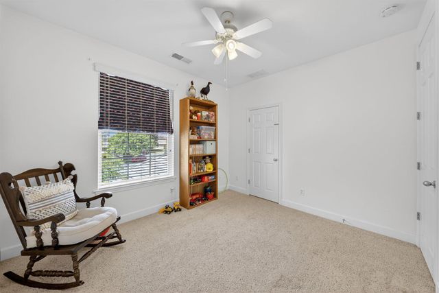3084 Rall Avenue, Clovis, CA 93619