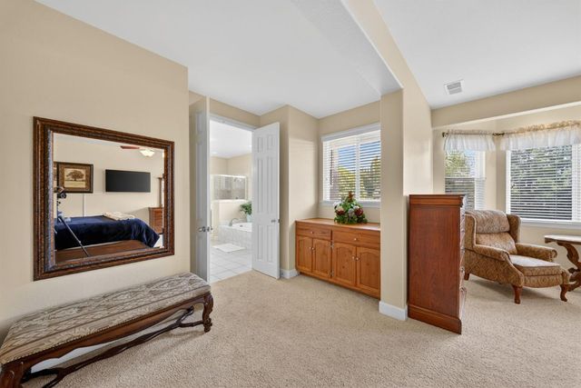 3084 Rall Avenue, Clovis, CA 93619