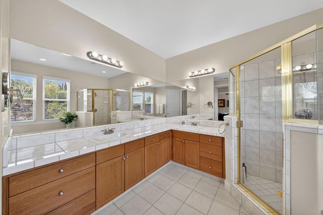 3084 Rall Avenue, Clovis, CA 93619