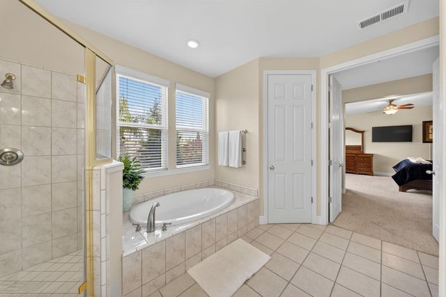 3084 Rall Avenue, Clovis, CA 93619