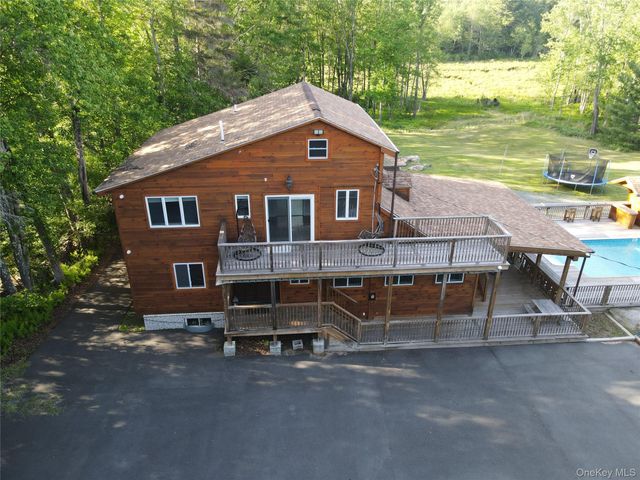 84 Mongaup Road, Hurleyville, NY 12747