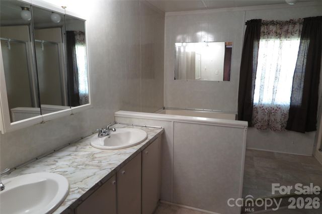1042 Bexley Lane, Lincolnton, NC 28092