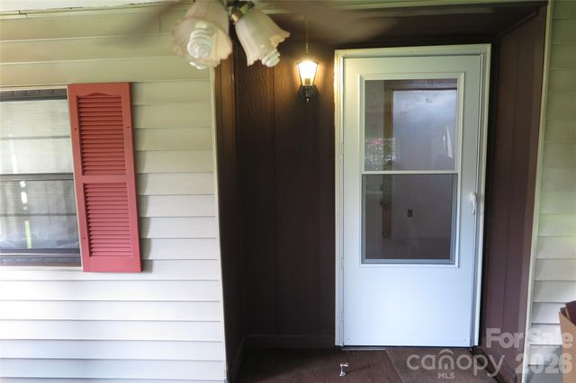 1042 Bexley Lane, Lincolnton, NC 28092