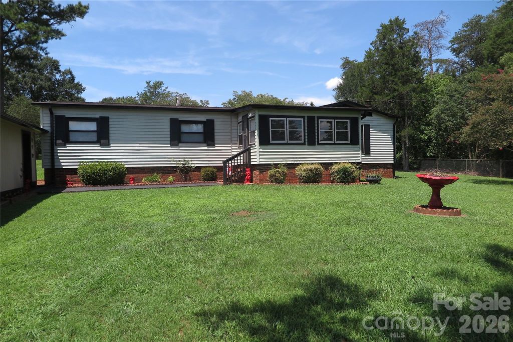 1042 Bexley Lane, Lincolnton, NC 28092