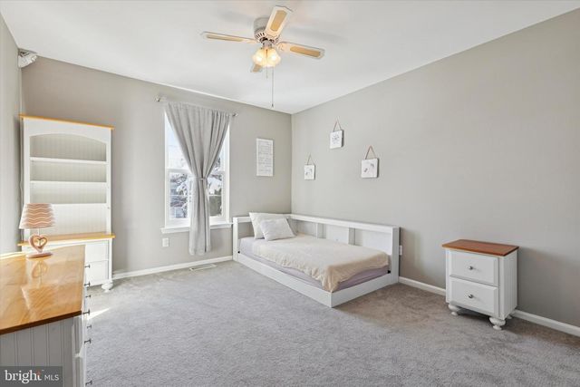 100 MAGNOLIA CT, Collegeville, PA 19426