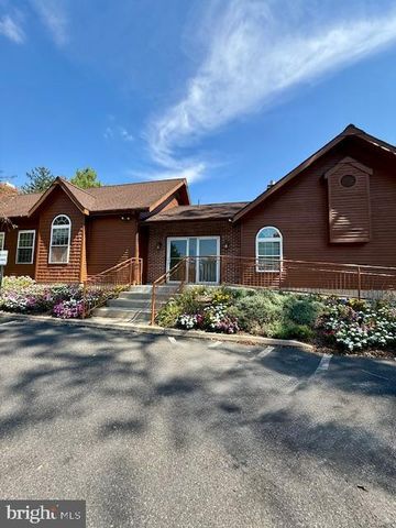 100 MAGNOLIA CT, Collegeville, PA 19426