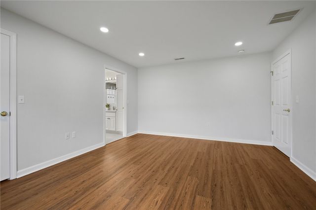 500 Mendon Road 326, Cumberland, RI 02864