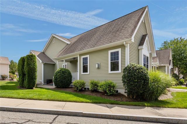500 Mendon Road 326, Cumberland, RI 02864