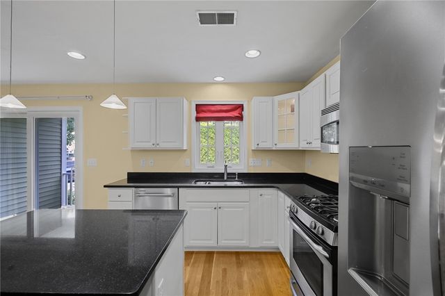 500 Mendon Road 326, Cumberland, RI 02864
