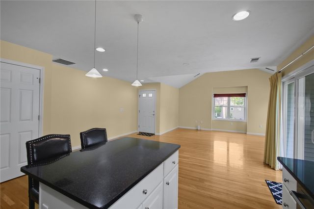 500 Mendon Road 326, Cumberland, RI 02864
