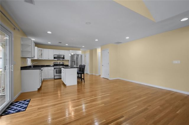 500 Mendon Road 326, Cumberland, RI 02864