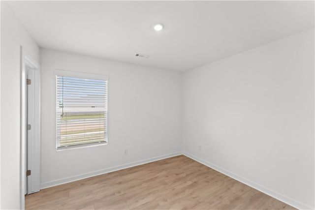3060 Laredo Lane, Centerton, AR 72736