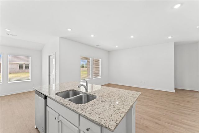 3060 Laredo Lane, Centerton, AR 72736