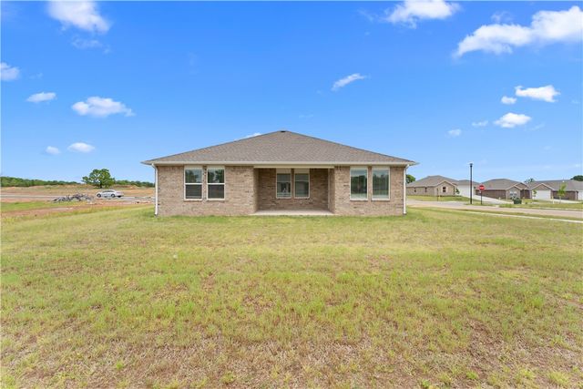 3060 Laredo Lane, Centerton, AR 72736