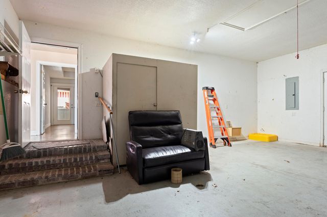 29900 S 592 Place, Grove, OK 74344