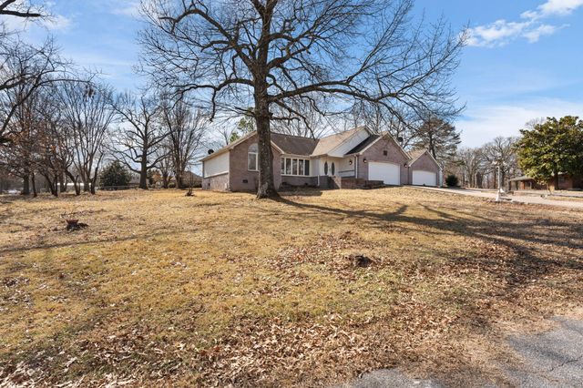 29900 S 592 Place, Grove, OK 74344