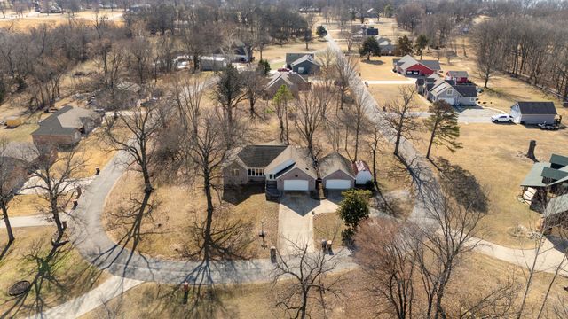 29900 S 592 Place, Grove, OK 74344