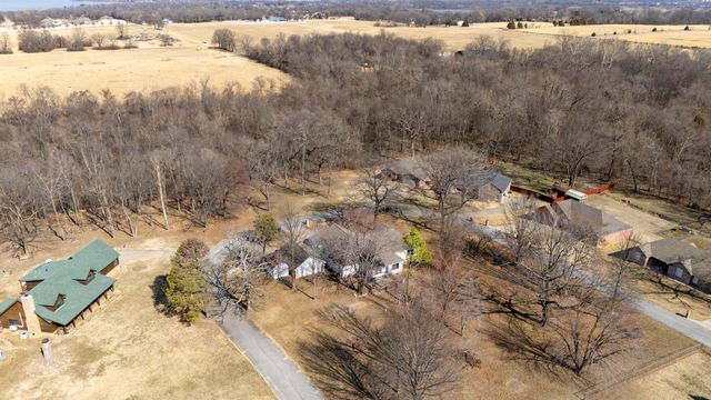 29900 S 592 Place, Grove, OK 74344