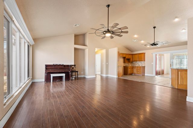 29900 S 592 Place, Grove, OK 74344