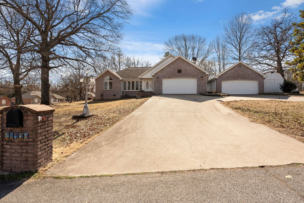 29900 S 592 Place, Grove, OK 74344