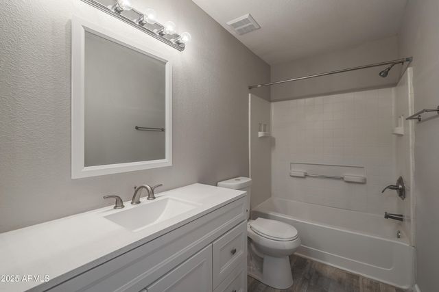 16033 N 25TH Street 214, Phoenix, AZ 85032