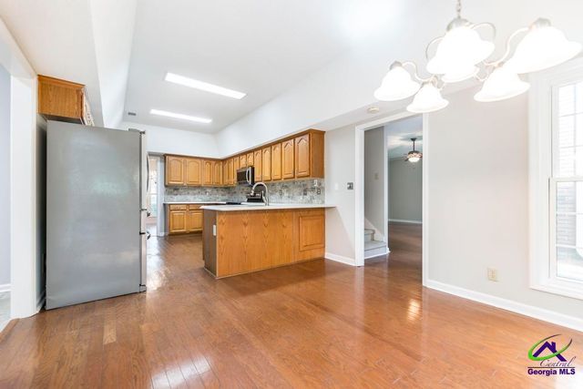 109 Molded Stone Place, Warner Robins, GA 31088