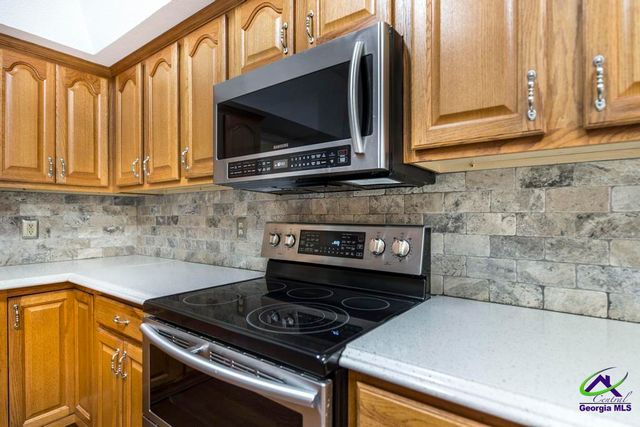 109 Molded Stone Place, Warner Robins, GA 31088