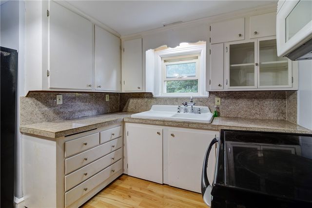 43 Meeting Street, Coventry, RI 02816