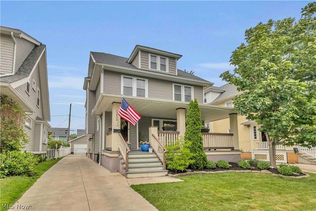 1252 Andrews Avenue, Lakewood, OH 44107