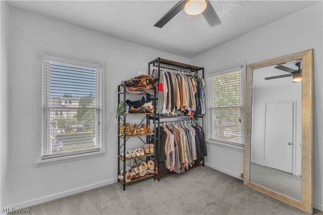 1252 Andrews Avenue, Lakewood, OH 44107