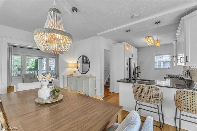 1252 Andrews Avenue, Lakewood, OH 44107