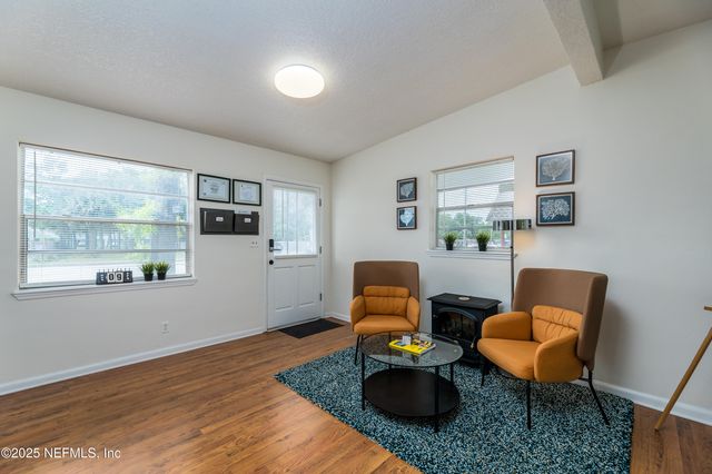 7419 MERRILL Road, Jacksonville, FL 32277