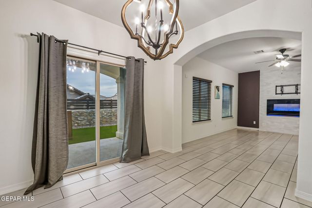 569 Lanner Street, El Paso, TX 79928