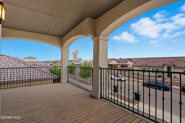 569 Lanner Street, El Paso, TX 79928