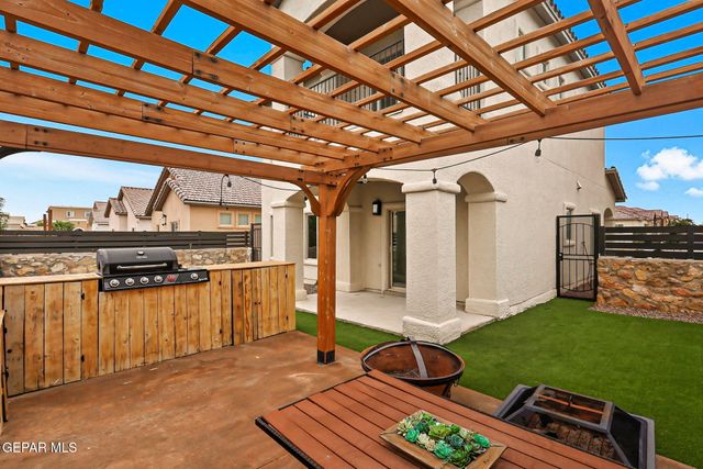 569 Lanner Street, El Paso, TX 79928