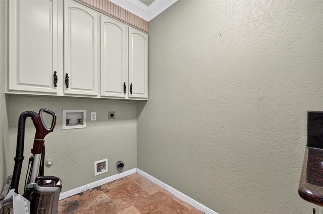 2321 S Lake Drive, League City, TX 77573