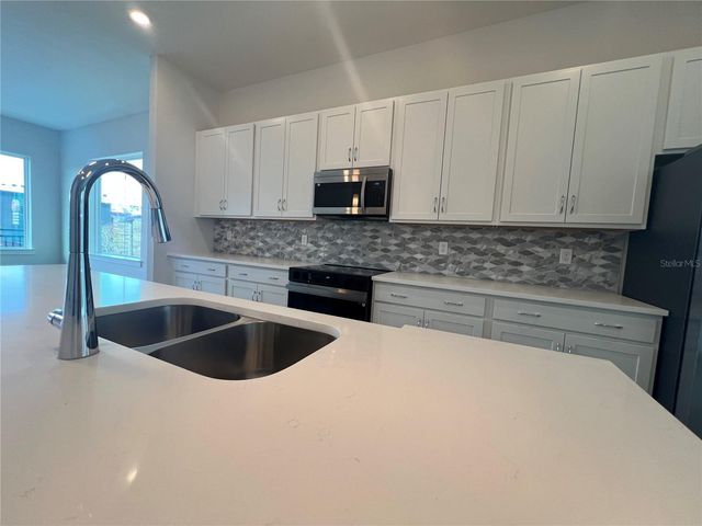 891 CITY WALK LANE, Oviedo, FL 32765