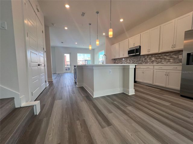 891 CITY WALK LANE, Oviedo, FL 32765