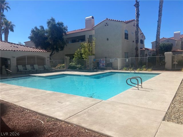 6811 San Ricardo Avenue 101, Las Vegas, NV 89146