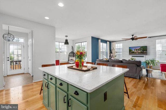 140 GARDENIA DR, Stafford, VA 22554