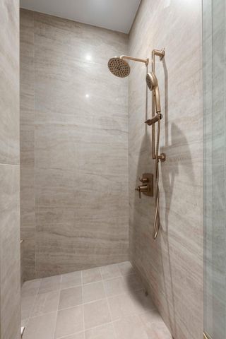 210 Lavaca ST 2706, Austin, TX 78701