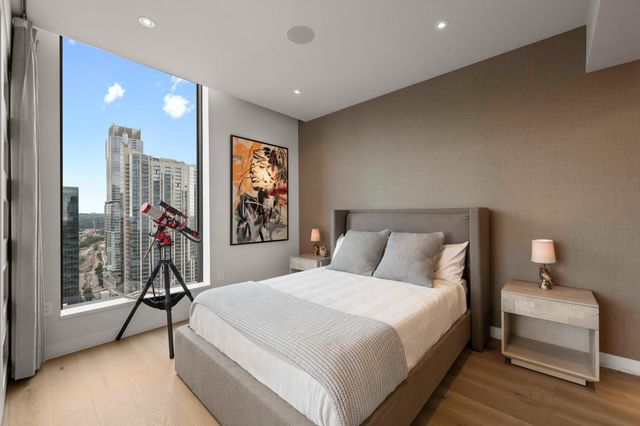 210 Lavaca ST 2706, Austin, TX 78701