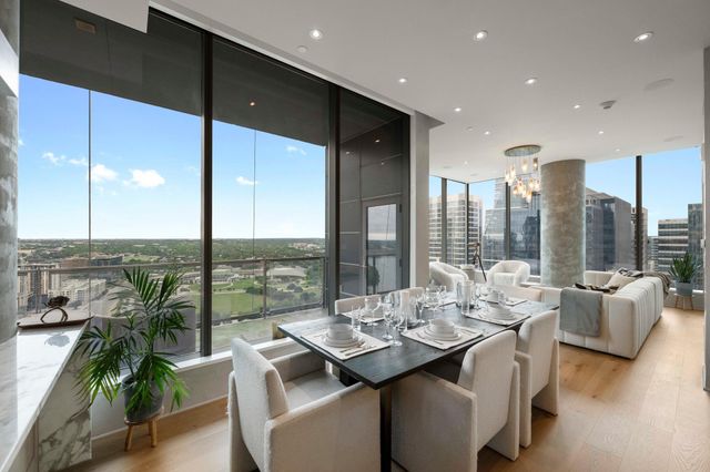 210 Lavaca ST 2706, Austin, TX 78701