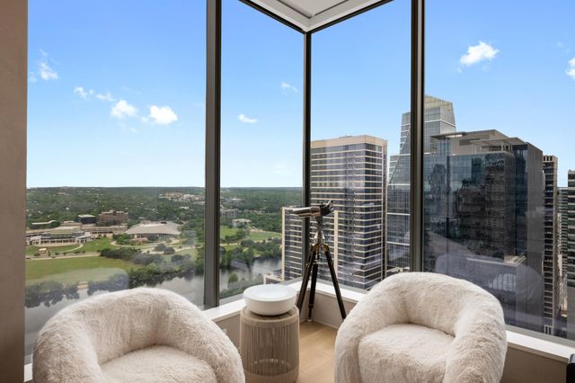 210 Lavaca ST 2706, Austin, TX 78701