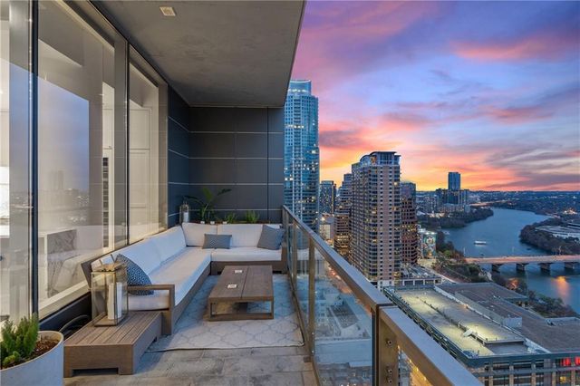 210 Lavaca ST 2706, Austin, TX 78701