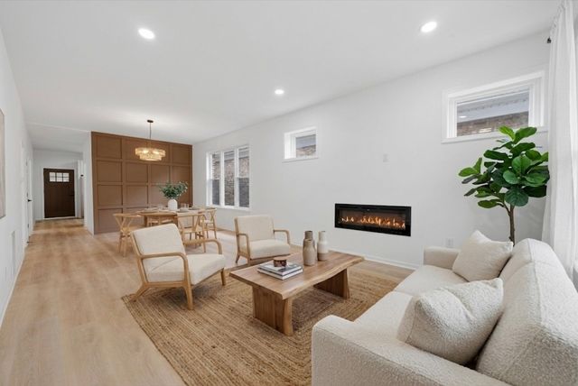 6029 S Artesian Avenue, Chicago, IL 60629